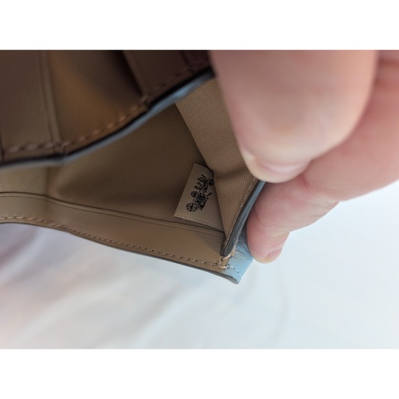 Coach Georgie Small Wallet Color Blocked Powder Blue Burgundy Chalk Black Pebble - Picture 7 of 8